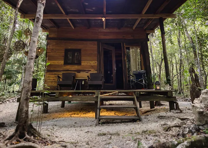 Lodge Cheel & Puerto Morelos
